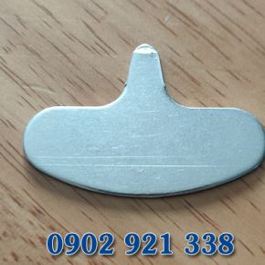 Dụng cụ tách hạt macca, óc chó,...